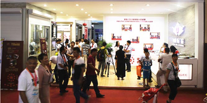 加维斯门窗 • 荣耀而战，建博会签约再创新高