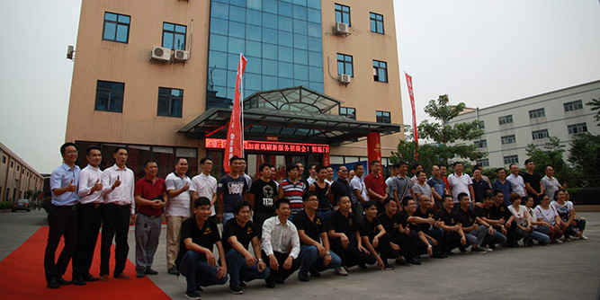 福临门世家：首创恒温门窗，刷新行业新高度