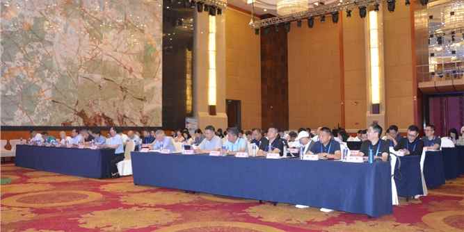 第五次系统门窗专家委员会工作会议暨昆明系统门窗高级研讨会召开